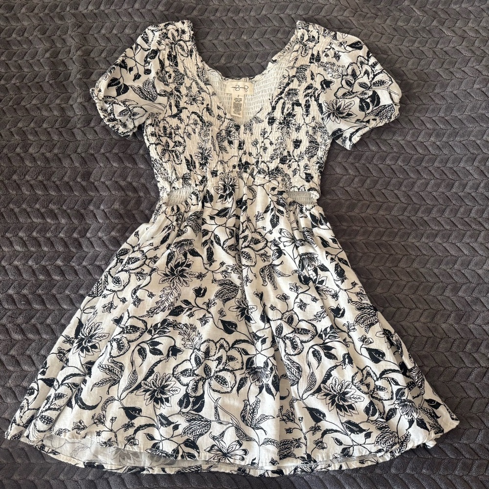 Jessica Simpson Black and White Floral Dress